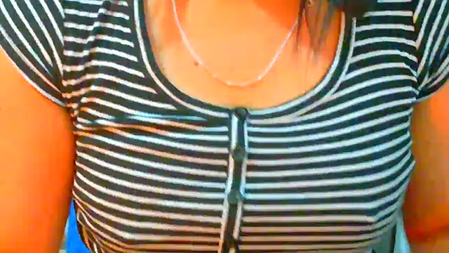 Snapshot of MojaditPussy chatting on 13, 4, 2026 MojaditPussy online show from 13, 4, 2026