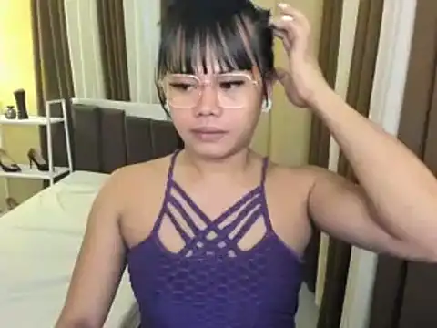 Snapshot of Seductive_terra chatting on 13, 5, 2026 Seductive terra online show from 13, 5, 2026