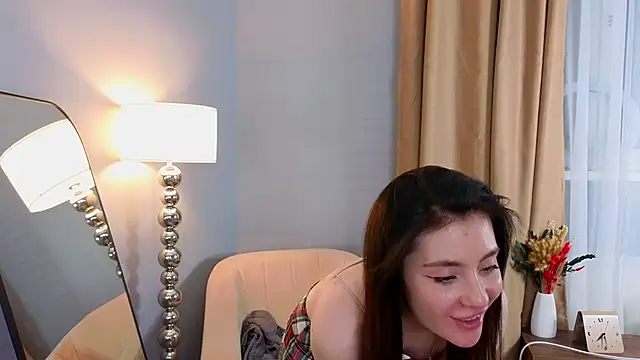 Snapshot of KimiFivePlus chatting on 9, 4, 2026 KimiFivePlus online show from 9, 4, 2026