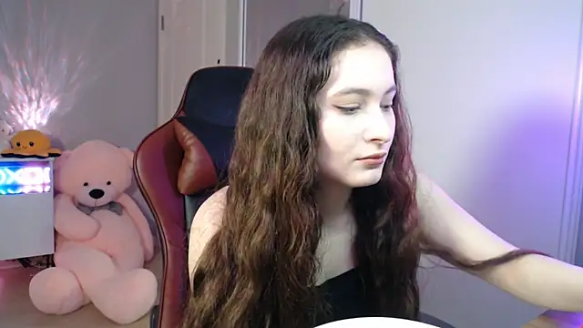 solitudebby online show from 8, 5, 2026