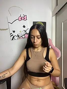 DulceLatinaxo online show from 7, 7, 2026