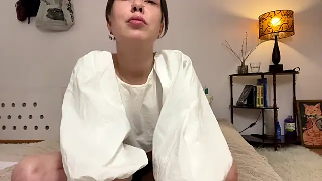 Snapshot of Evelyn_Charm chatting on 16, 4, 2026 Evelyn Charm online show from 16, 4, 2026