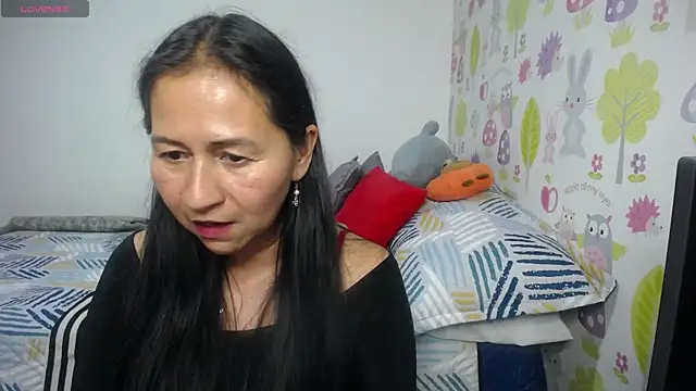 Tyna b online show from 14, 6, 2026