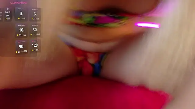 niiky doll online show from 15, 4, 2026