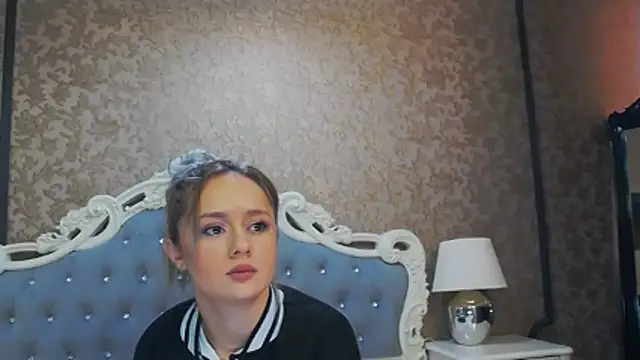 Ivy Quin online show from 2, 5, 2026
