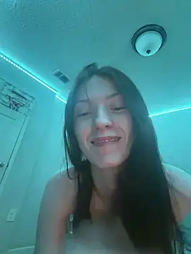 Munchkinbaby72318 online show from 15, 6, 2026