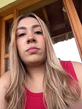  BellaSmith  online show from 20, 4, 2026