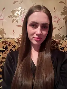 AlinaLove3213 online show from 28, 7, 2026