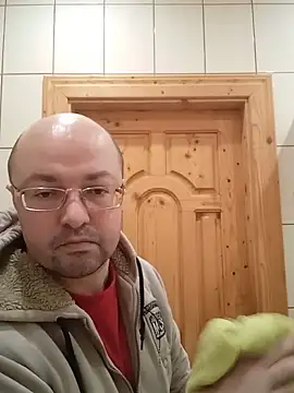 Luceriusbigass online show from 13, 12, 2024