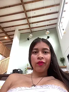 Snapshot of Kloe_zaf chatting on 9, 4, 2026 Kloe zaf online show from 9, 4, 2026