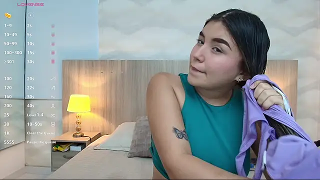 skinny laura online show from 13, 7, 2026