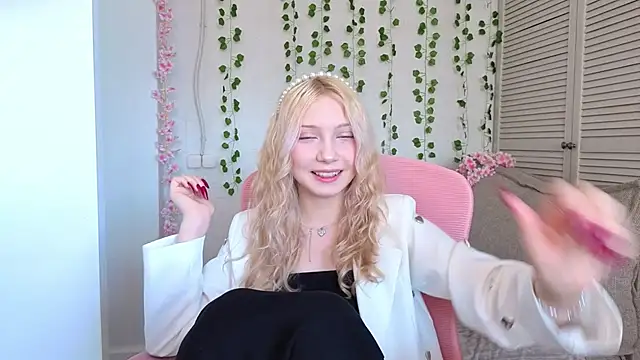 Snapshot of vielleee chatting on 1, 6, 2026 vielleee online show from 1, 6, 2026