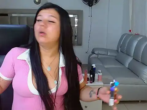 ShellyAdamssxox online show from 15, 4, 2026