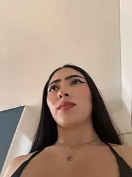 AMBERBUNNY  online show from 3, 5, 2026