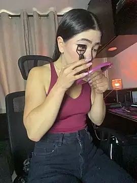 AMBERBUNNY  online show from 25, 6, 2026