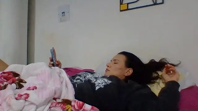 Snapshot of valery_fitt chatting on 7, 6, 2026 valery fitt online show from 7, 6, 2026
