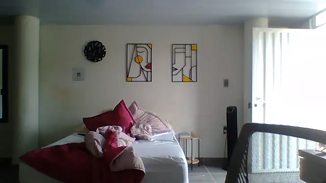 Snapshot of valery_fitt chatting on 8, 6, 2026 valery fitt online show from 8, 6, 2026