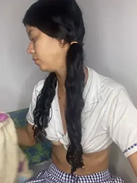 Snapshot of DarkSirenQueen chatting on 24, 4, 2026 DarkSirenQueen online show from 24, 4, 2026