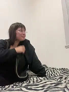 cherryxxox online show from 6, 5, 2026
