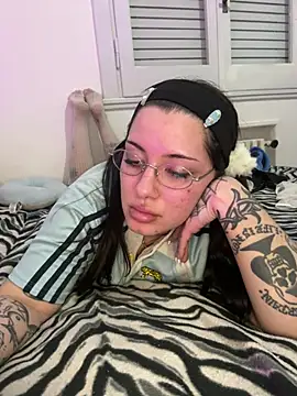 cherryxxox online show from 23, 6, 2026