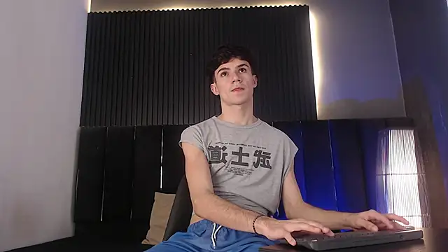 Logan Steel online show from 19, 6, 2026