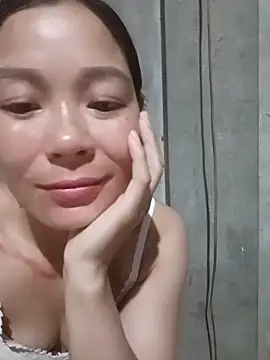 mia0033 online show from 17, 5, 2026