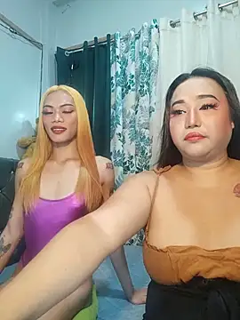 Snapshot of PowerDuoCouple69Xxx chatting on 22, 5, 2026 PowerDuoCouple69Xxx online show from 22, 5, 2026
