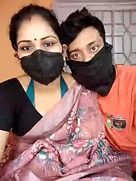 Snapshot of hornycouple096 chatting on 13, 5, 2026 hornycouple096 online show from 13, 5, 2026