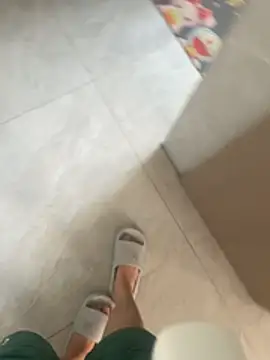 Snapshot of liming187 chatting on 9, 4, 2026 liming187 online show from 9, 4, 2026