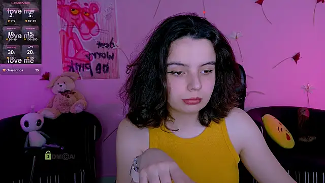 Snapshot of mia_mooon_ chatting on 2, 6, 2026 mia mooon online show from 2, 6, 2026