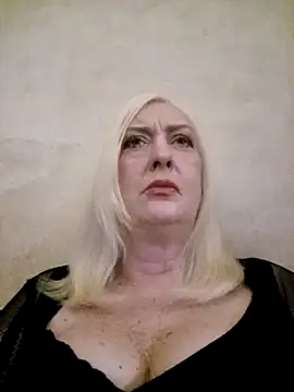 Julia20X online show from 15, 4, 2026