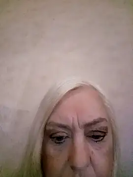 Julia20X online show from 16, 4, 2026