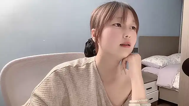 Xiaoqing00 online show from 18, 4, 2026