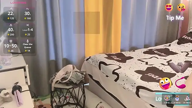 Snapshot of zhnly chatting on 9, 4, 2026 zhnly online show from 9, 4, 2026