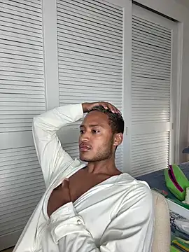 DTKXXV online show from 10, 4, 2026