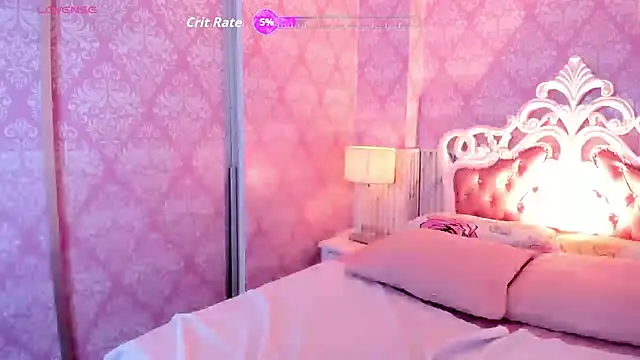 Hellencute18  online show from 17, 7, 2026
