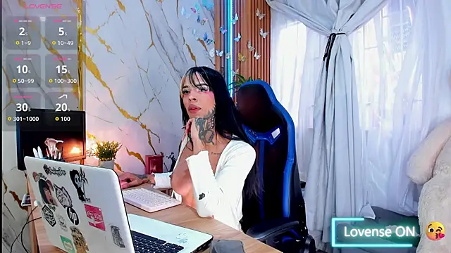 Dafne kee online show from 27, 7, 2026