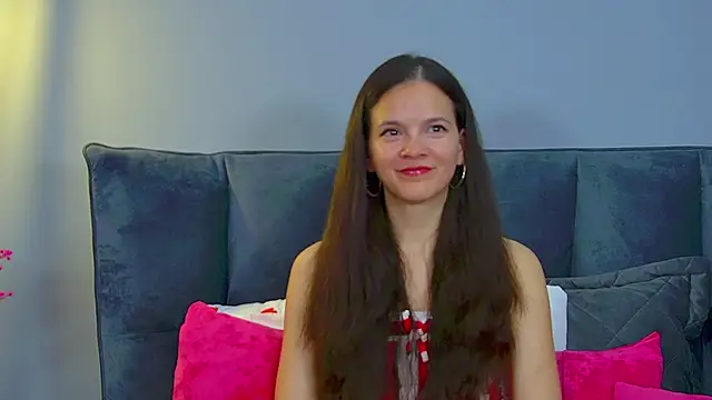 Snapshot of LeonaLane chatting on 16, 5, 2026 LeonaLane online show from 16, 5, 2026