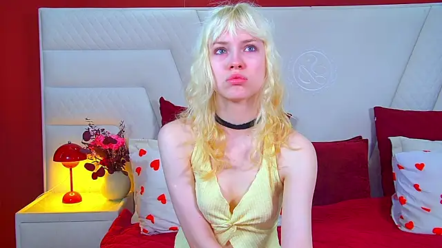 Snapshot of HannahHollis chatting on 16, 6, 2026 HannahHollis online show from 16, 6, 2026