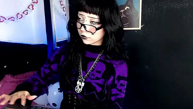KiomyVamp online show from 4, 6, 2026