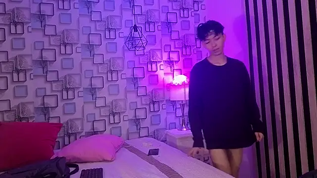 Twink Sebas7 online show from 18, 6, 2026