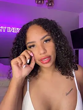 princessromyindy online show from 19, 4, 2026