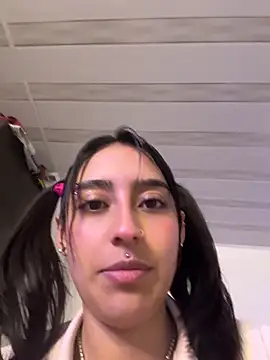 hotlatinocouple   online show from 27, 4, 2026