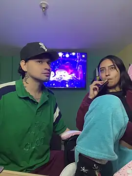 hotlatinocouple   online show from 19, 6, 2026