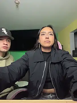 hotlatinocouple   online show from 28, 6, 2026