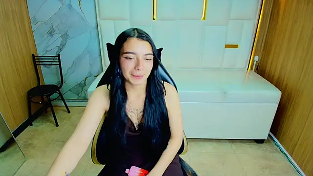 Samantha petite tf online show from 2, 5, 2026