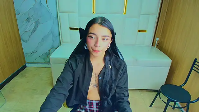 Samantha petite tf online show from 3, 5, 2026