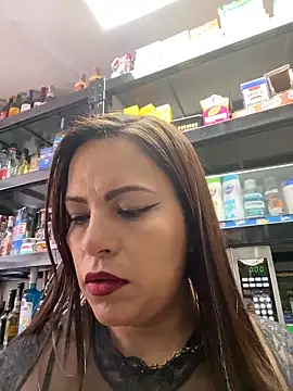 MIA ROSSEEE online show from 4, 5, 2026