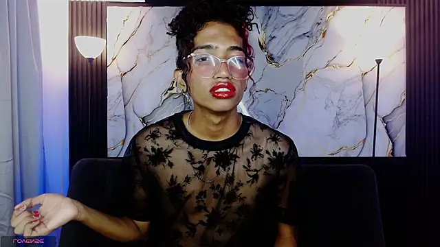 Snapshot of triiangel_latinboy chatting on 7, 5, 2026 triiangel latinboy online show from 7, 5, 2026