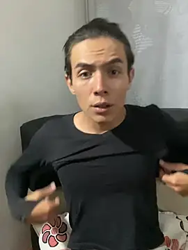 Snapshot of PSweetBoy chatting on 9, 4, 2026 PSweetBoy online show from 9, 4, 2026